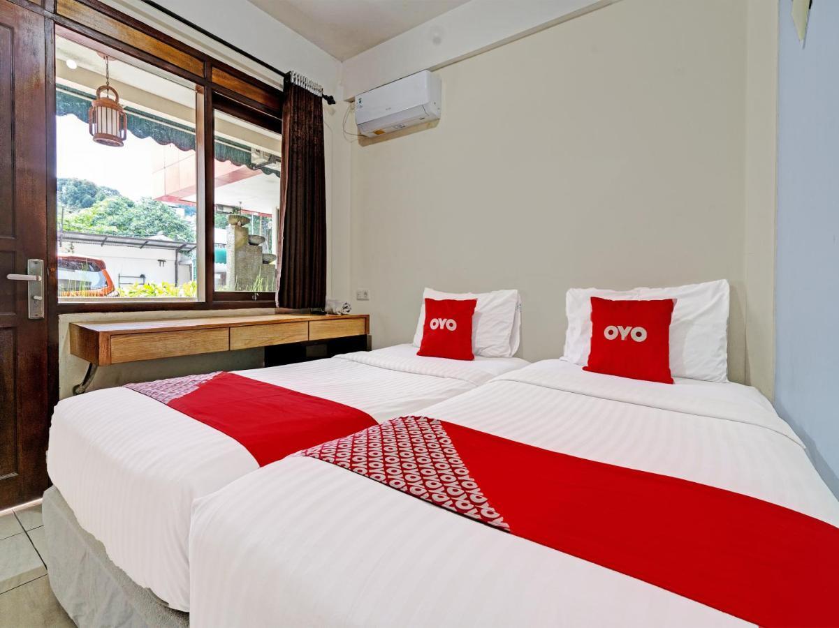 โอโย 1699 เวโรนา เนียร์ อาร์เอส ทีเอ็นไอ เอยู ซาลามุน Hotel บันดุง ภายนอก รูปภาพ