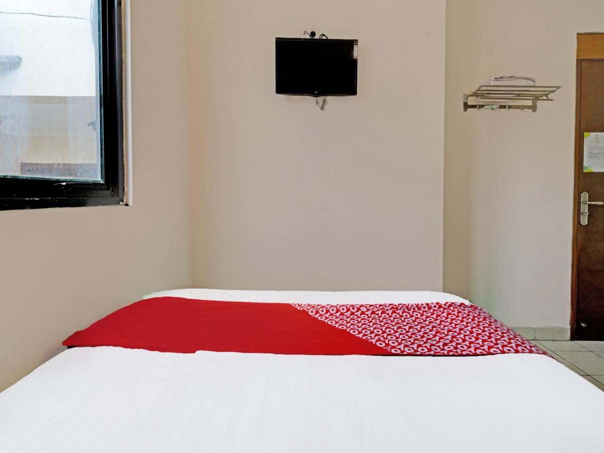 โอโย 1699 เวโรนา เนียร์ อาร์เอส ทีเอ็นไอ เอยู ซาลามุน Hotel บันดุง ภายนอก รูปภาพ