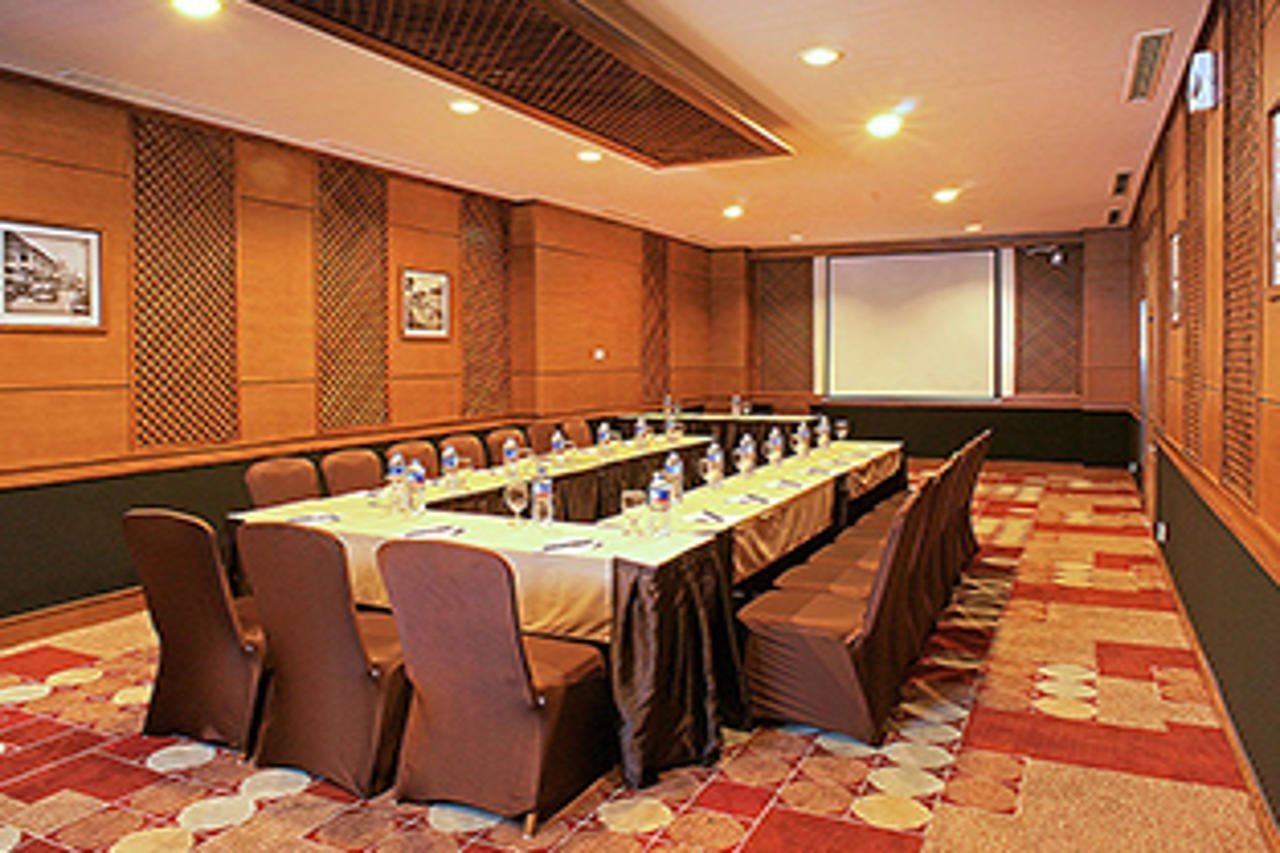 โอโย 1699 เวโรนา เนียร์ อาร์เอส ทีเอ็นไอ เอยู ซาลามุน Hotel บันดุง ภายนอก รูปภาพ